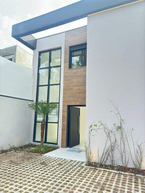 Casa à venda no Balneário Palmira: 