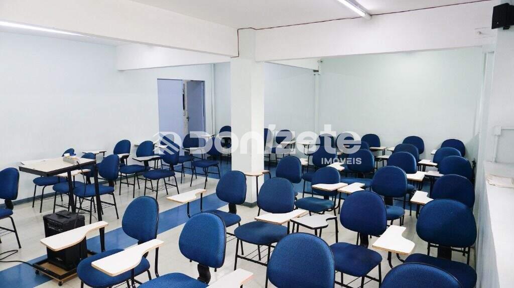 Conjunto à venda no Vila Bastos: 