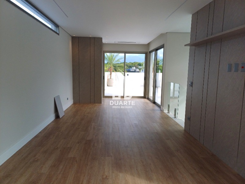 Casa à venda no RIVIERA: Foto 04