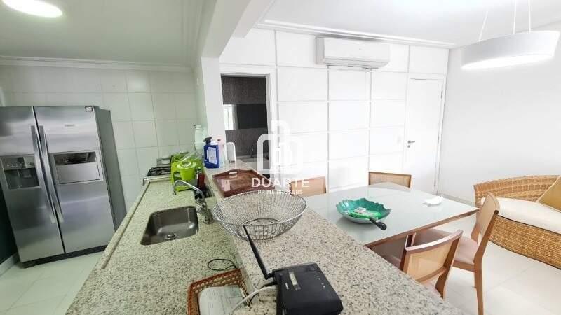 Apartamento à venda no RIVIERA: 