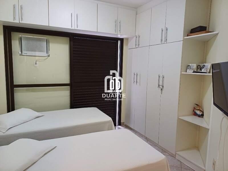Apartamento à venda no RIVIERA: 