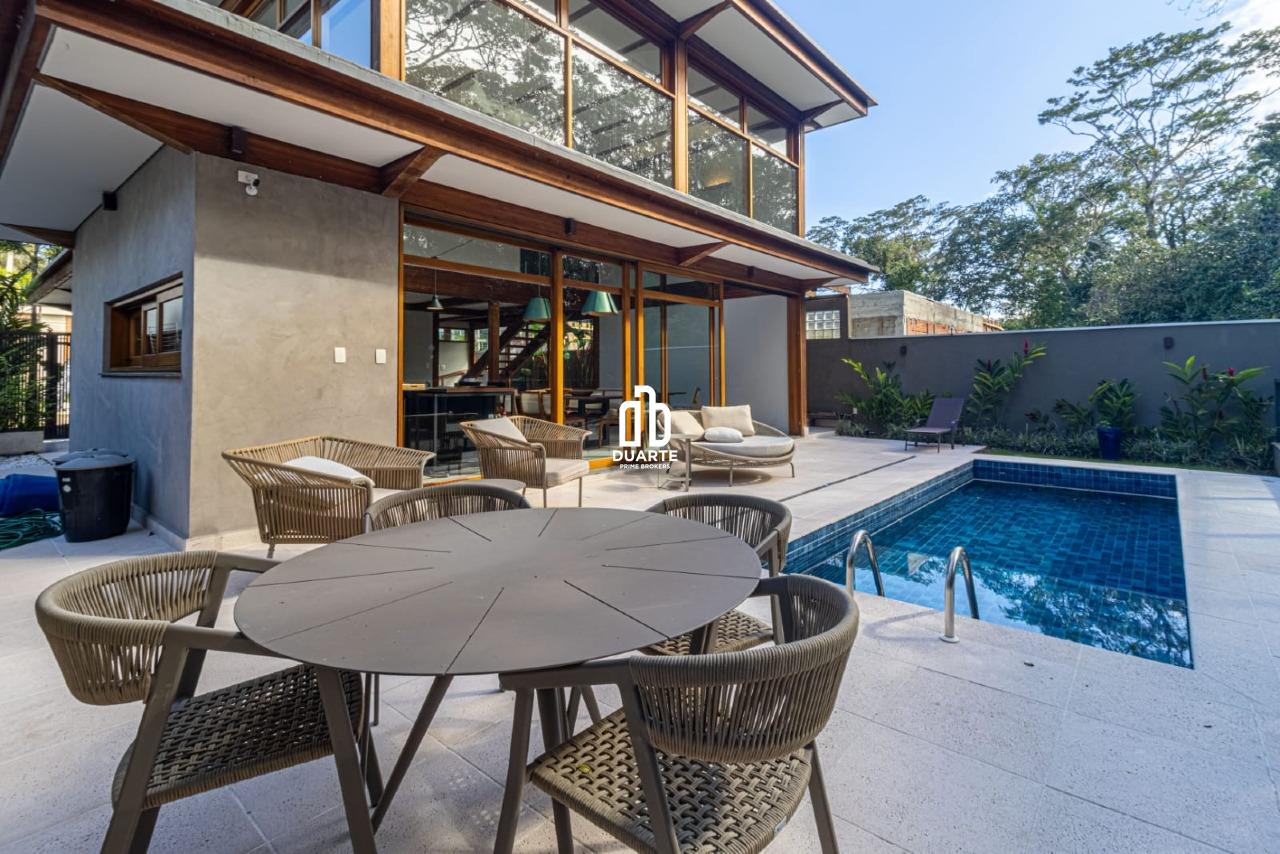 Casa à venda no RIVIERA DE SÃO LOURENÇO: 