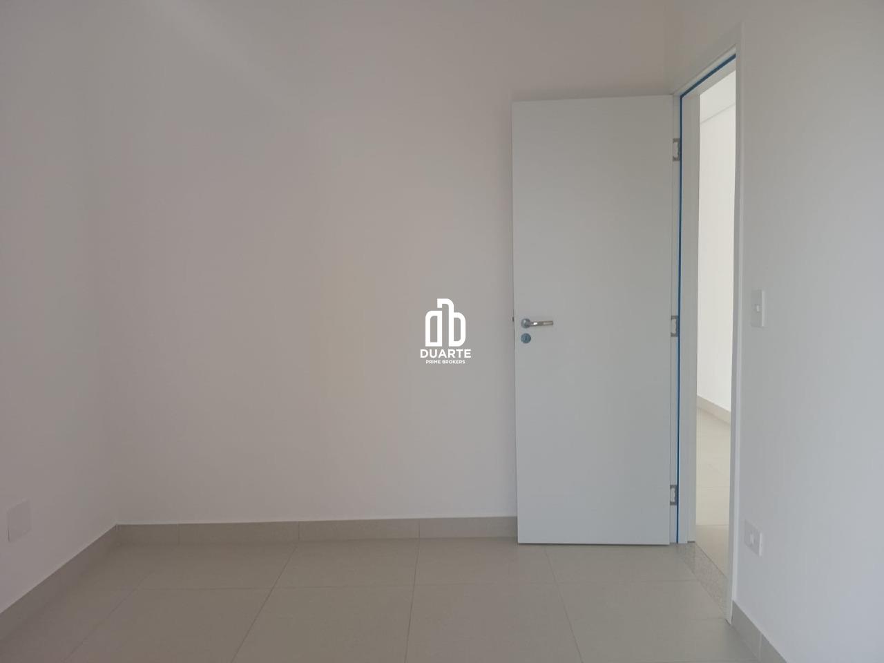 Flat à venda no BOQUEIRÃO: 