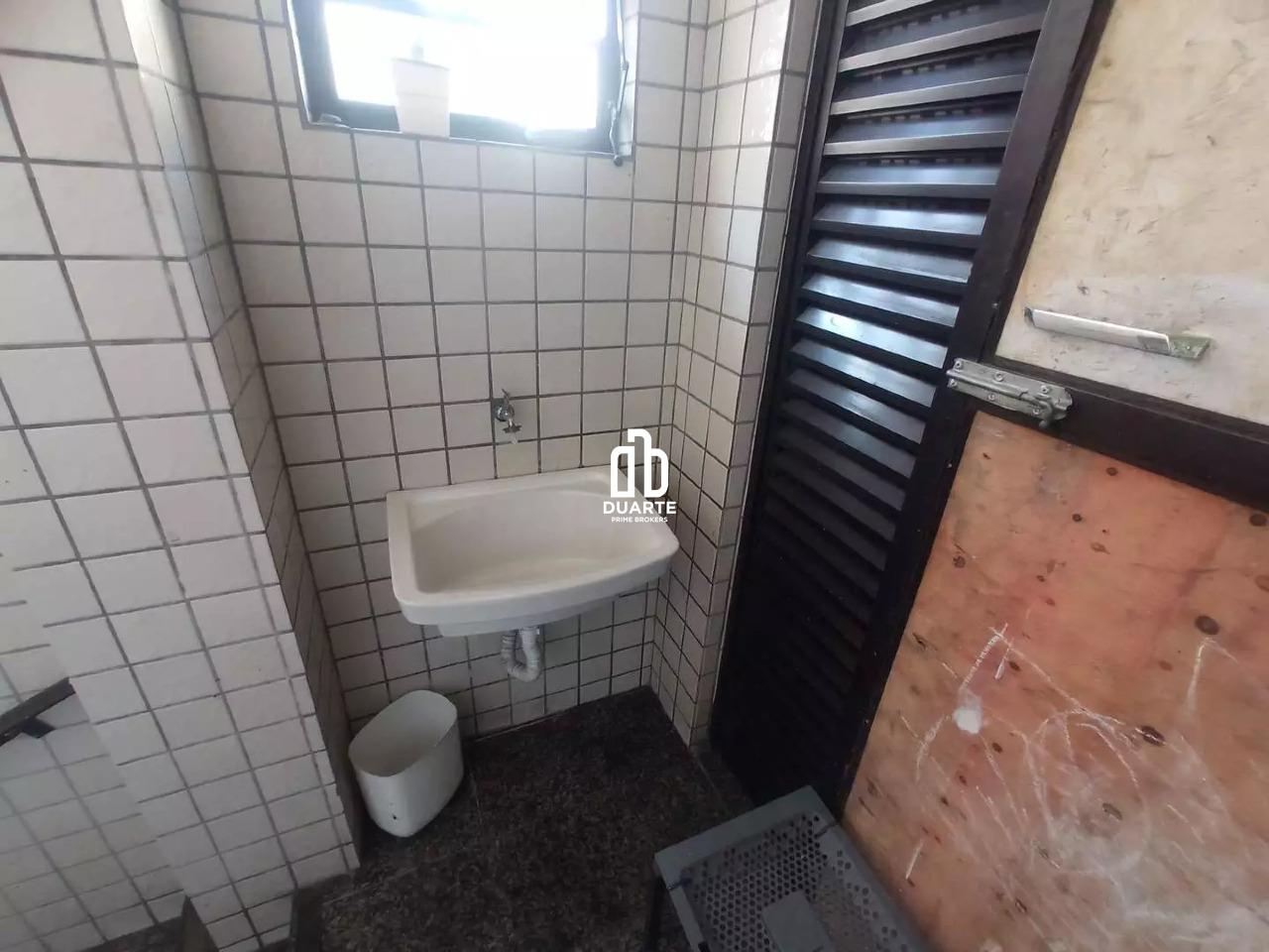 Loja para aluguel no VILA MATHIAS: 