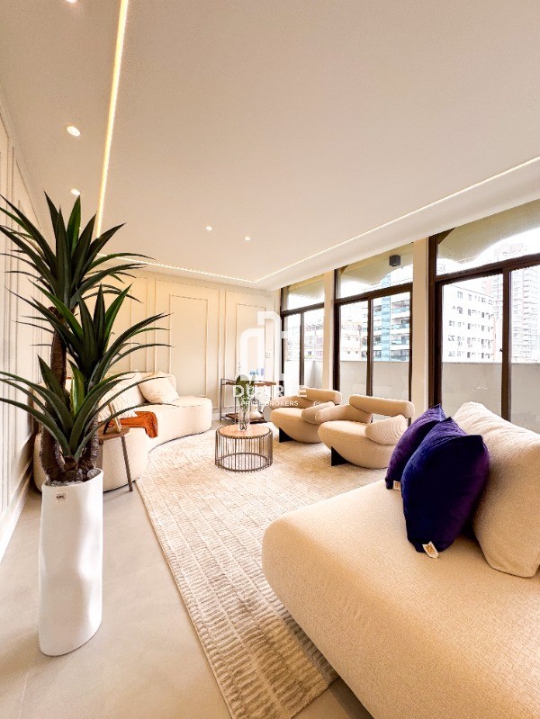 Apartamento à venda no BOQUEIRÃO: Foto 01