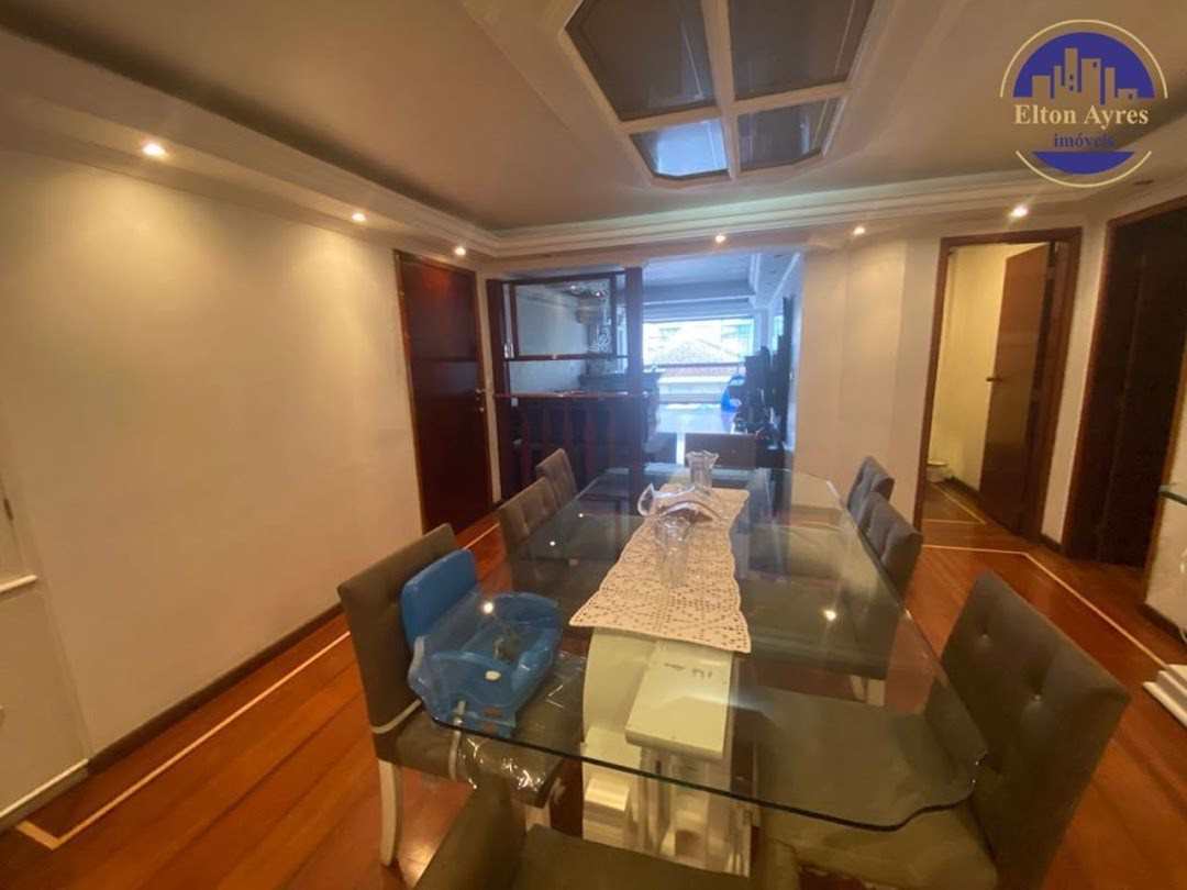 Apartamento à venda no Ponta da Praia: 