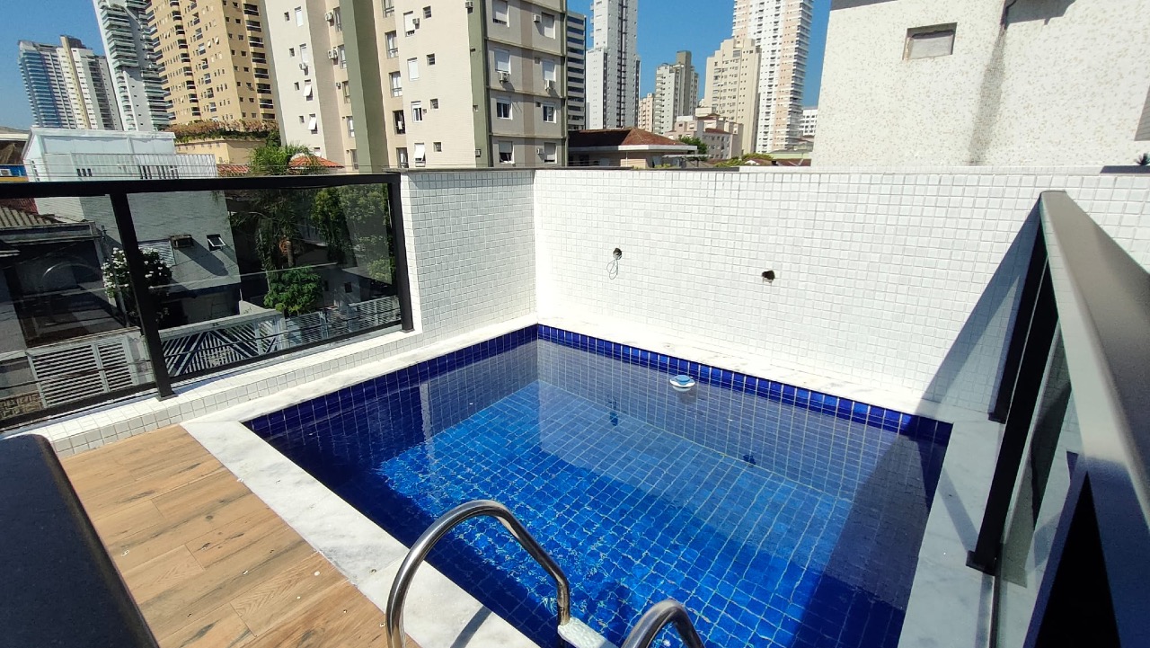 Casa à venda no Embaré: 