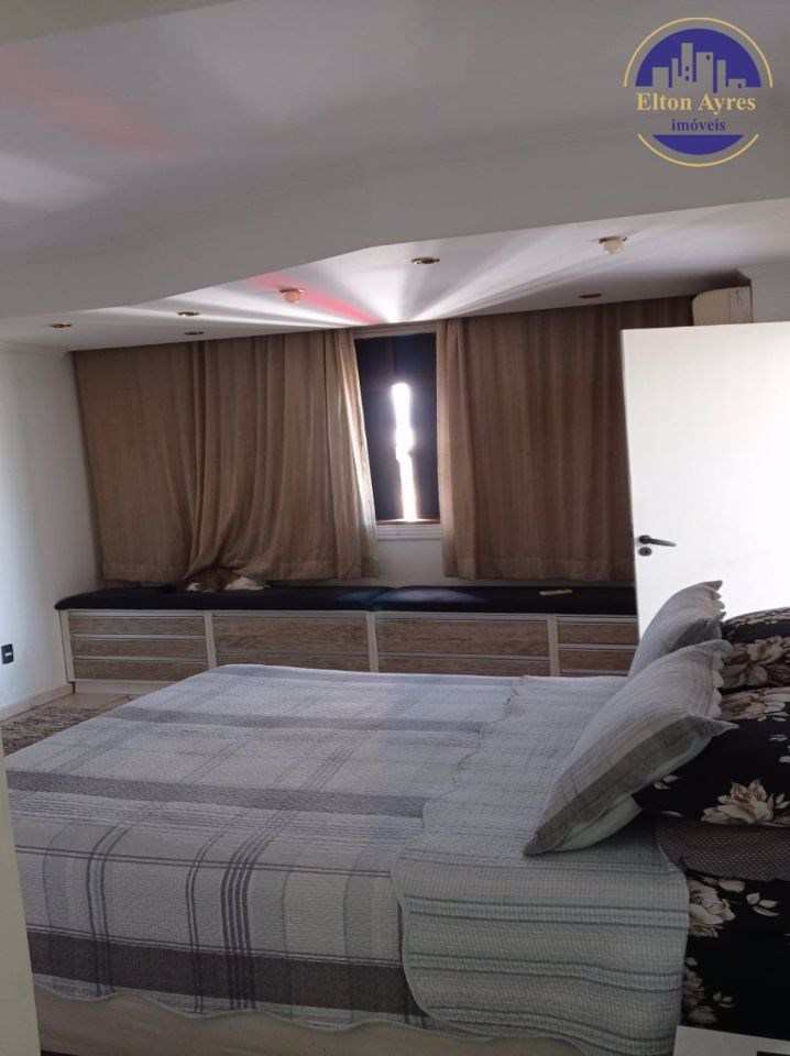 Cobertura à venda no Aparecida: 