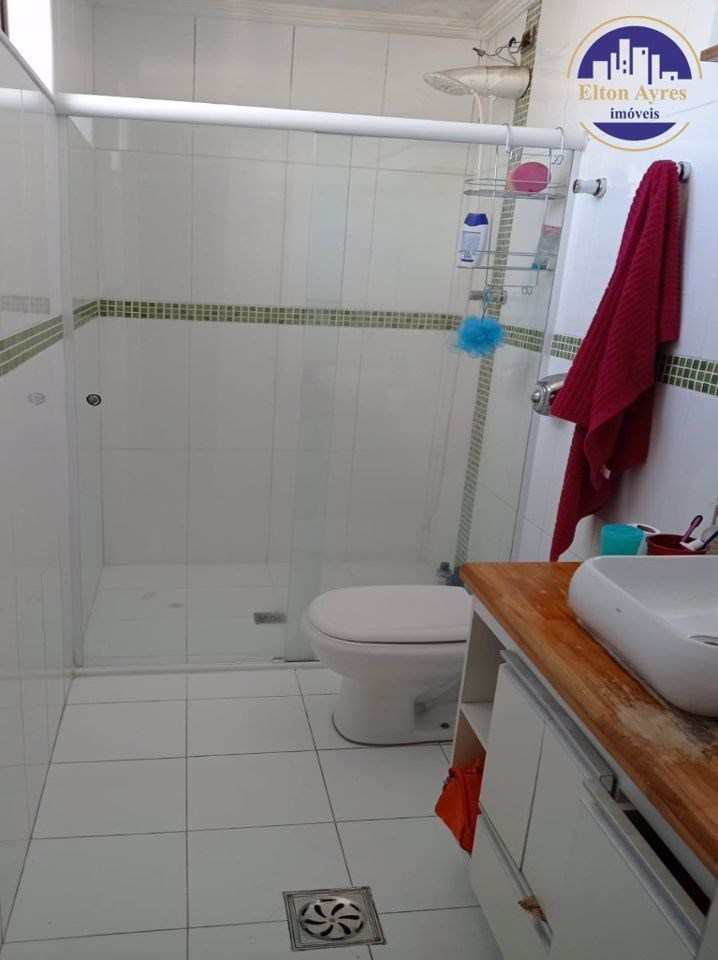 Cobertura à venda no Aparecida: 