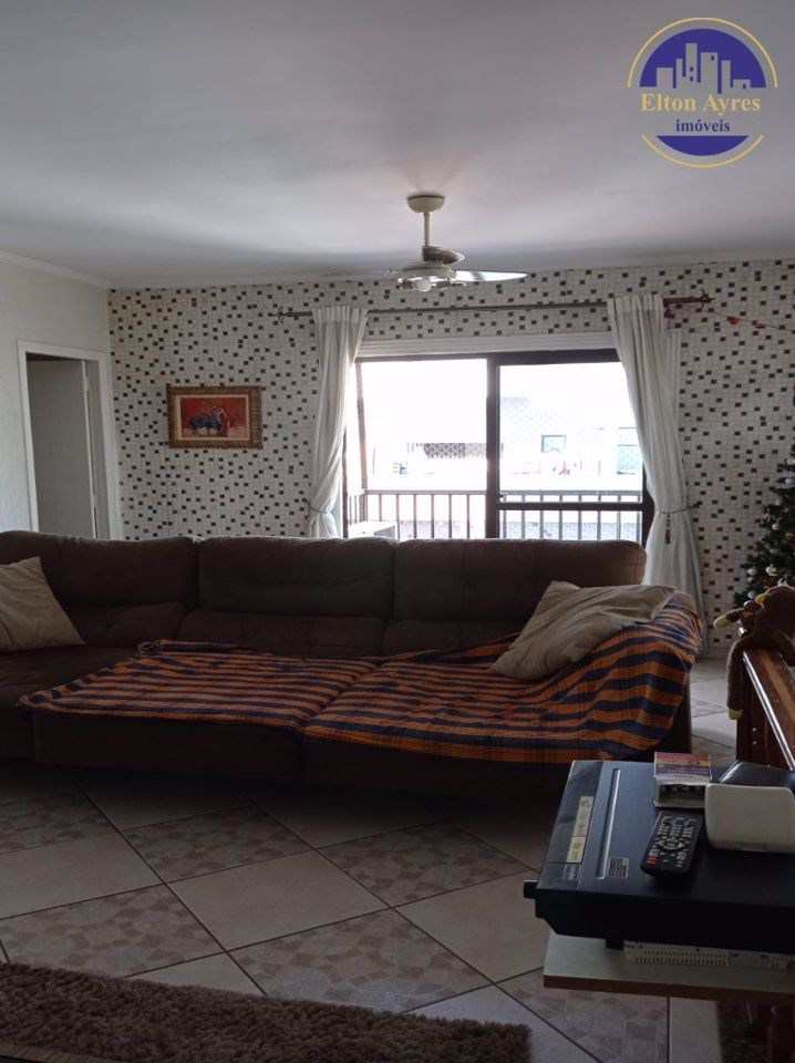 Cobertura à venda no Aparecida: 