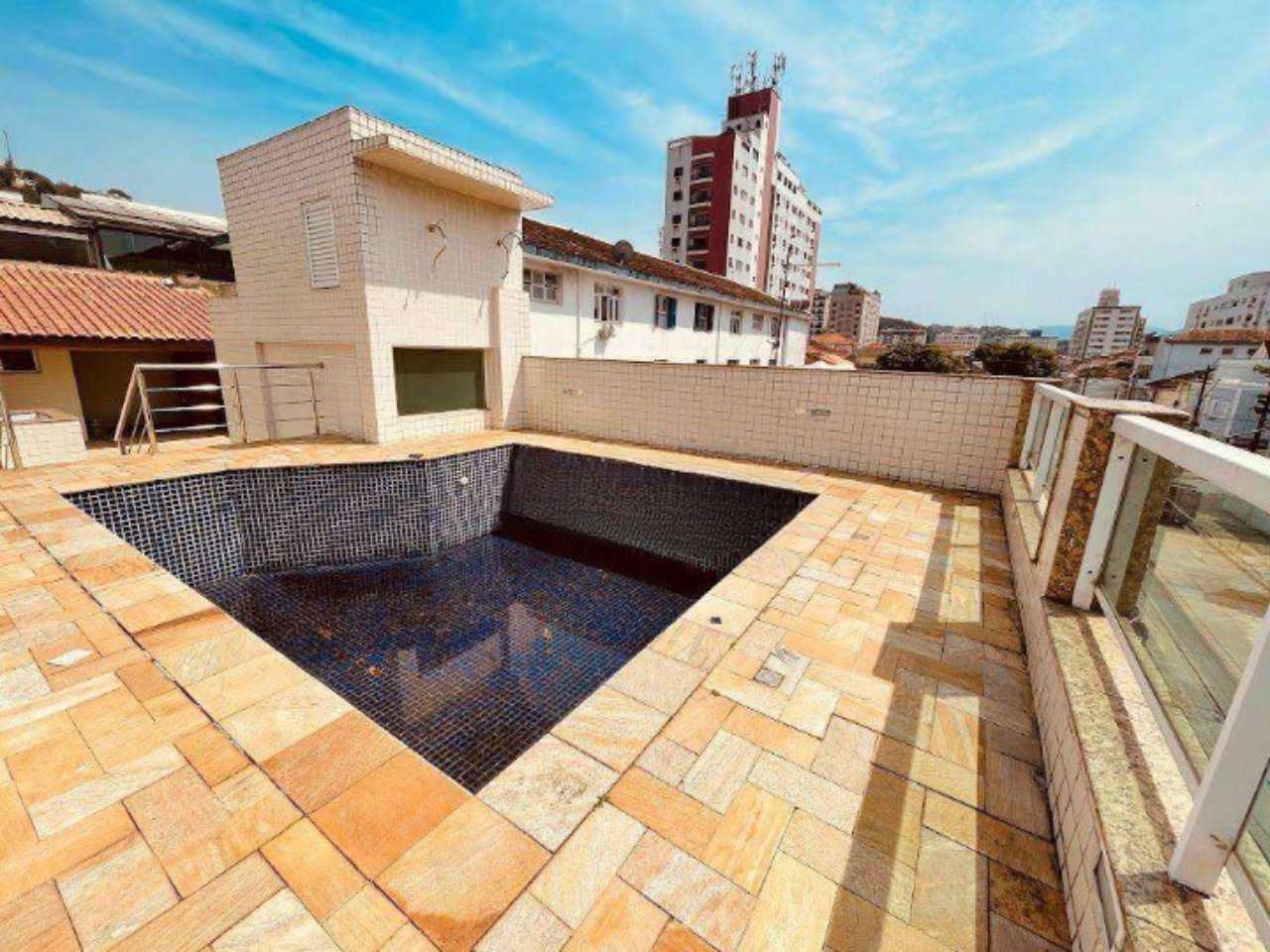 Sobrado à venda no Campo Grande: 