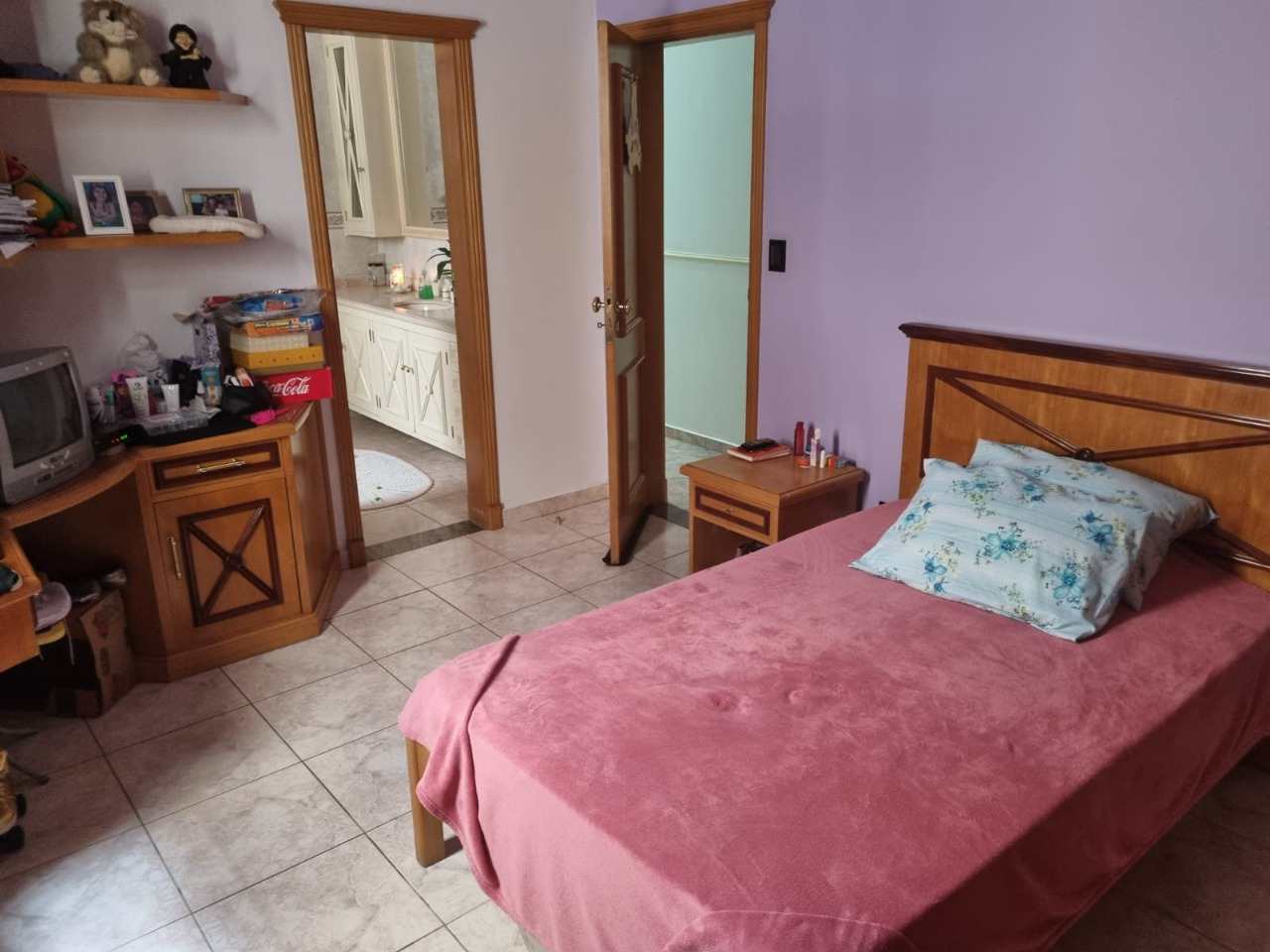 Casa à venda no Embaré: 