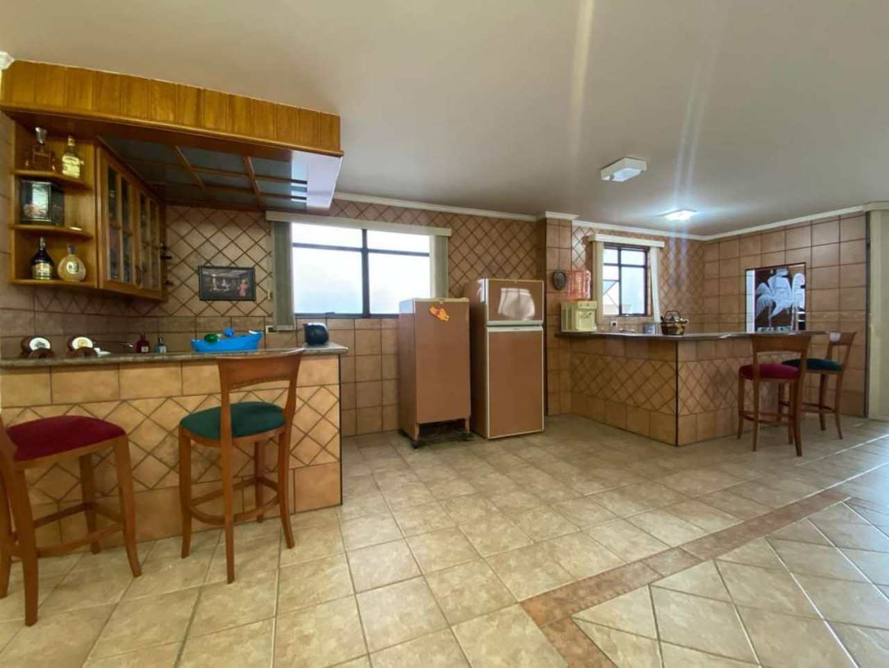 Casa à venda no Embaré: 