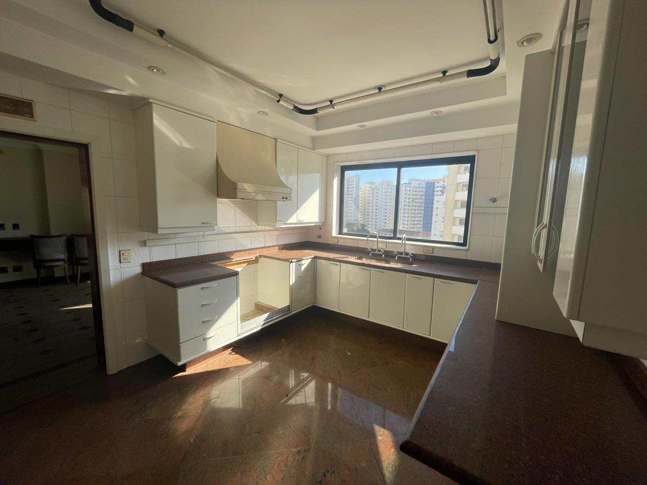 Apartamento à venda no Embaré: 