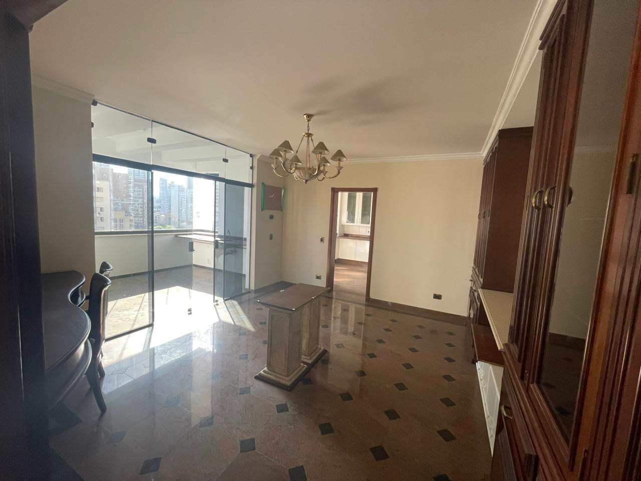 Apartamento à venda no Embaré: 