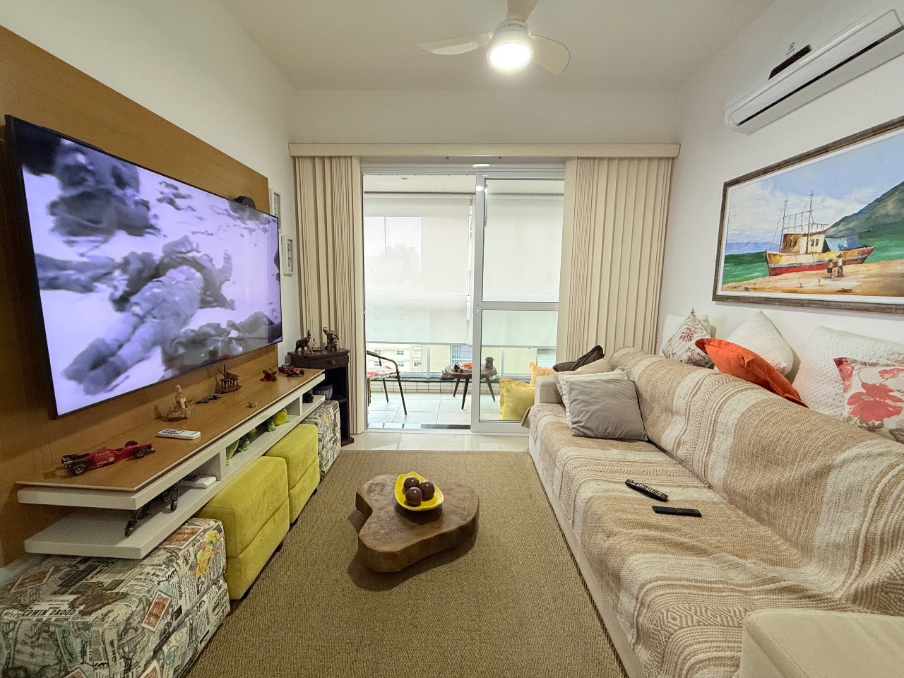 Apartamento à venda no Embaré: 