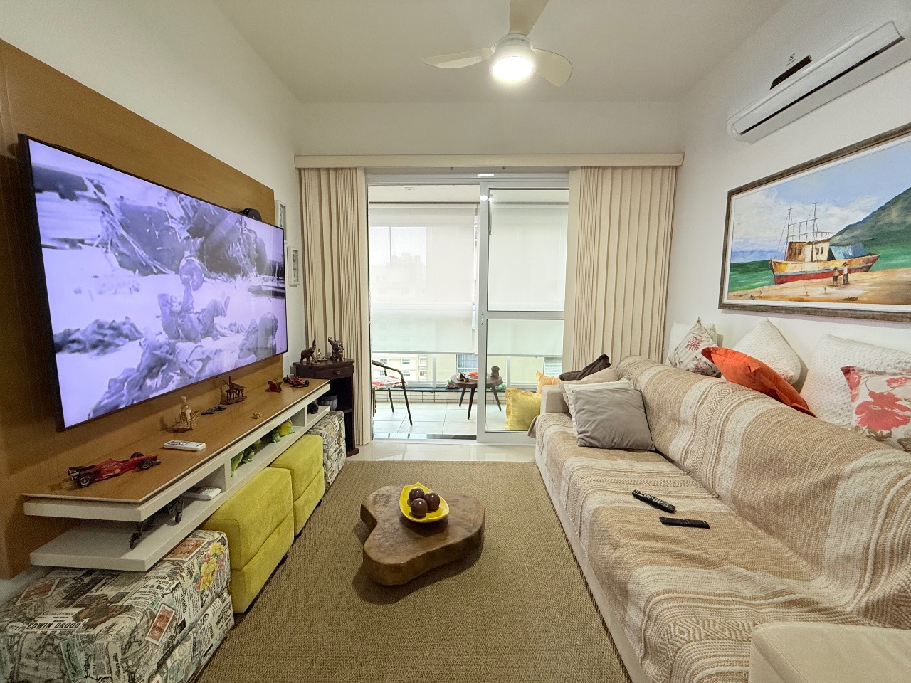 Apartamento à venda no Embaré: 