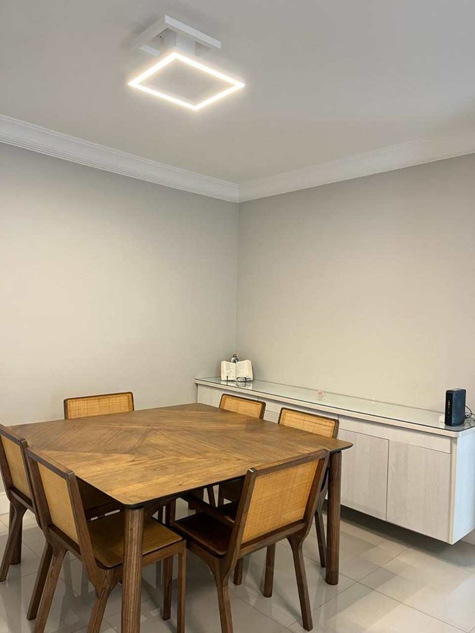 Apartamento à venda no Ponta da Praia: 