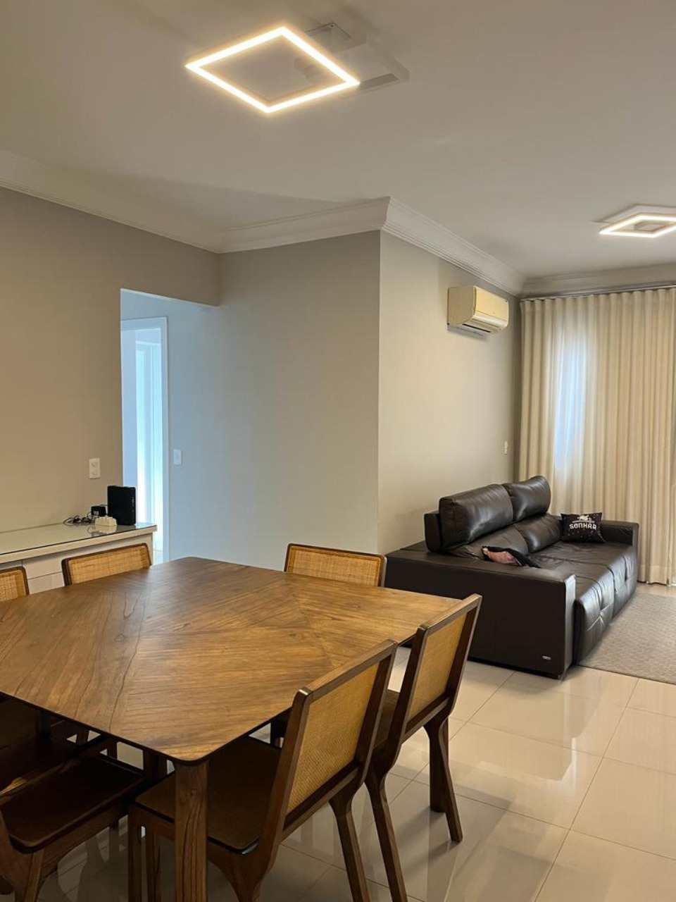 Apartamento à venda no Ponta da Praia: 