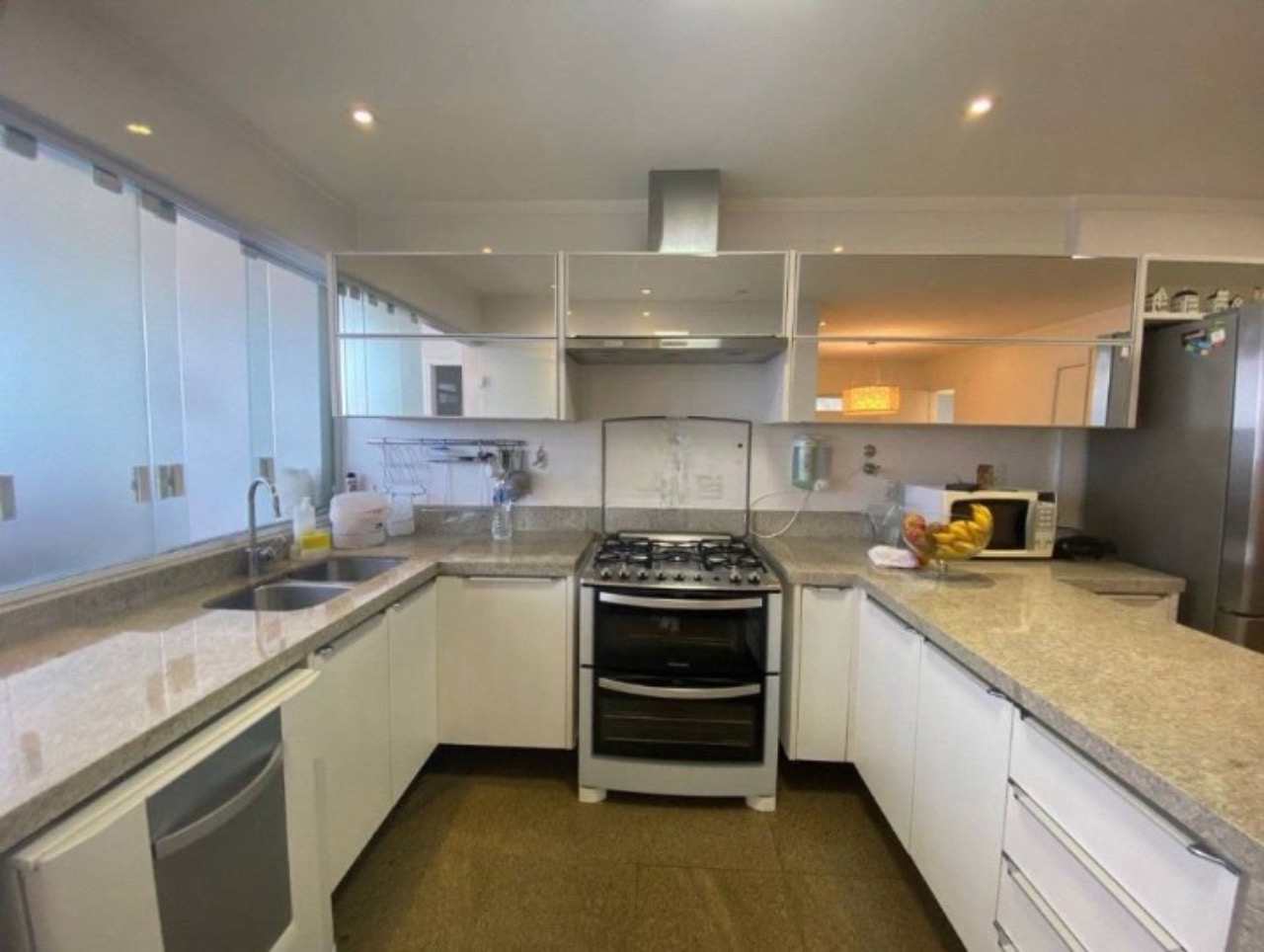 Cobertura à venda no Aparecida: 