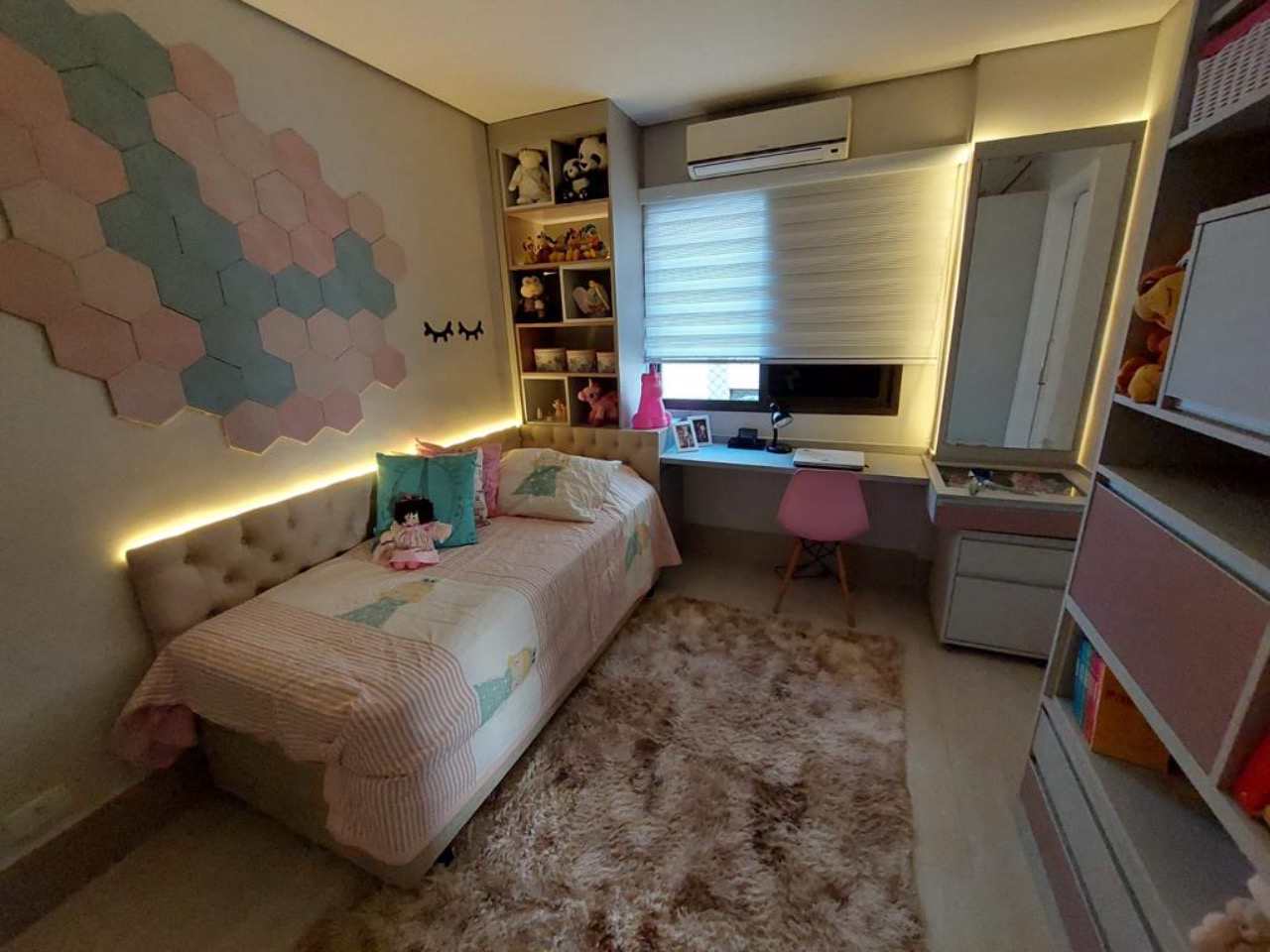 Cobertura à venda no Ponta da Praia: 