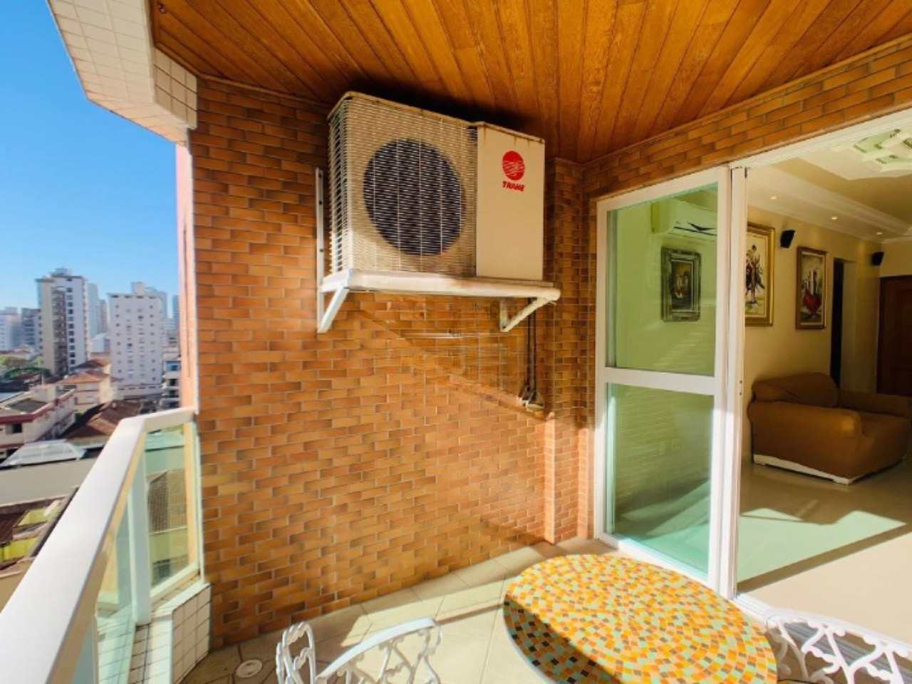 Apartamento à venda no Embaré: 