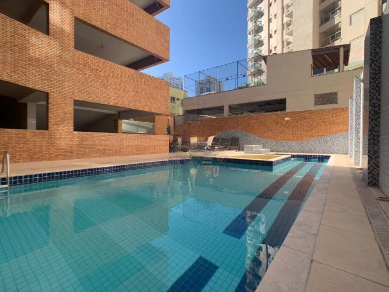 Apartamento à venda no Embaré: 