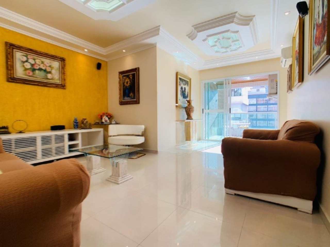 Apartamento à venda no Embaré: 