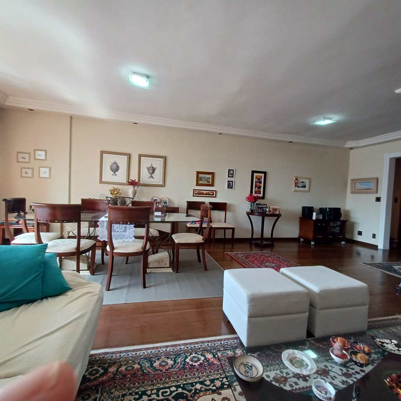 Apartamento à venda no Embaré: 