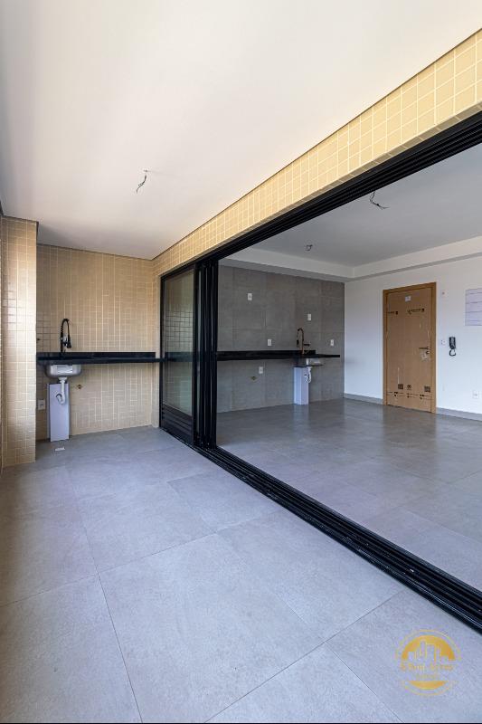 Apartamento à venda no Ponta da Praia: 