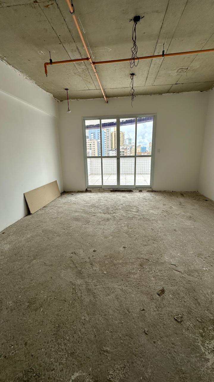 Sala à venda no Ponta da Praia: 