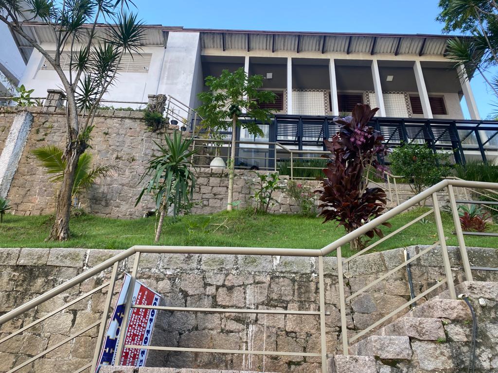 Casa à venda no Ilha Porchat: 