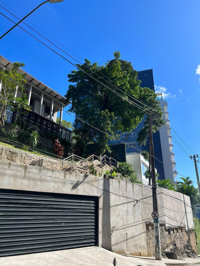 Casa à venda no Ilha Porchat: 