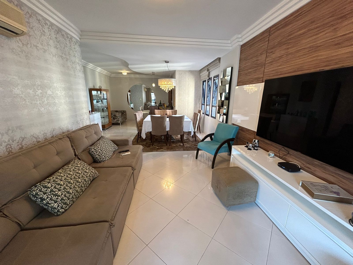 Apartamento à venda no Ponta da Praia: 