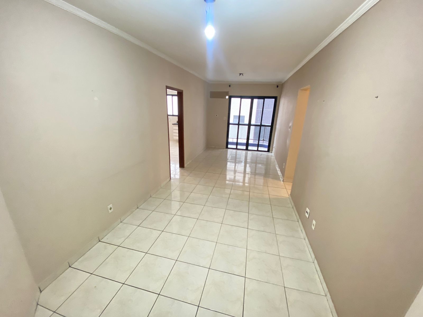 Apartamento à venda no Ponta da Praia: 