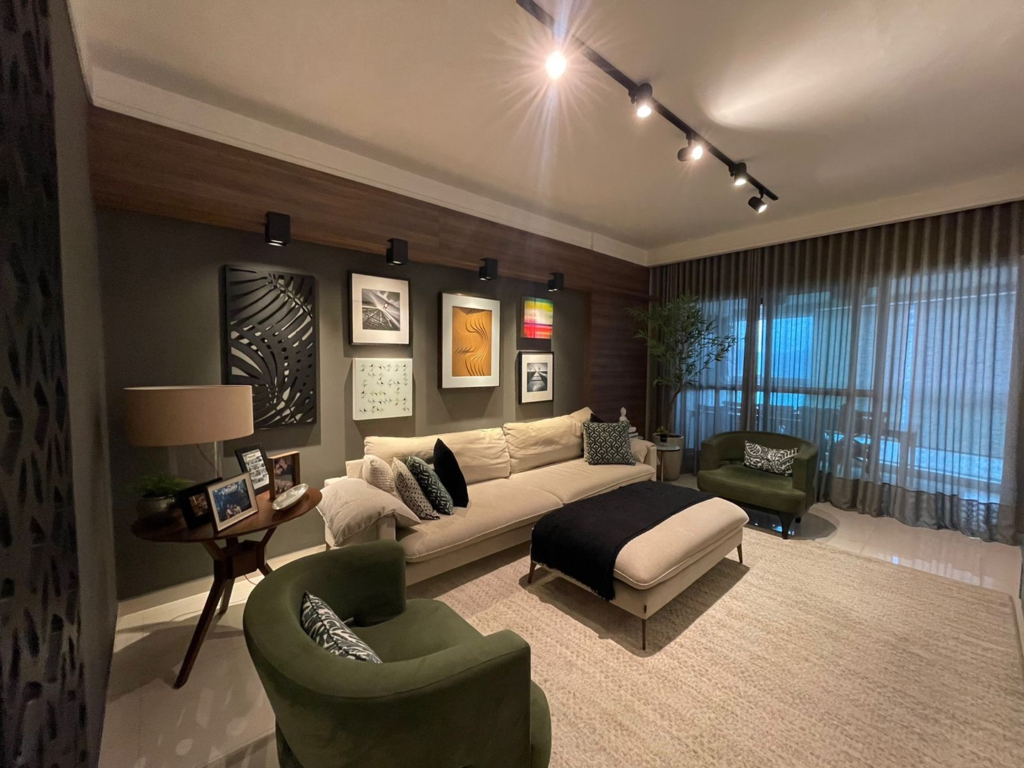 Apartamento à venda no Ponta da Praia: 