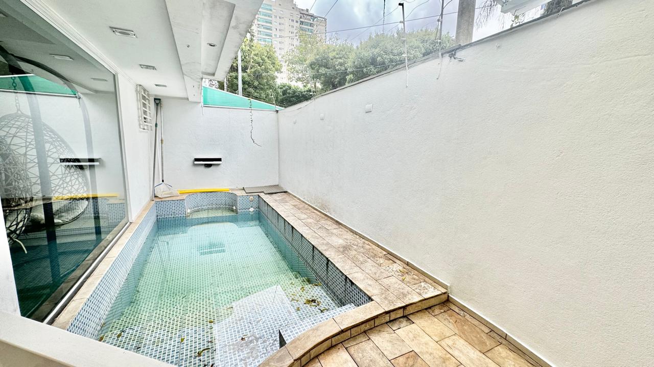 Apartamento à venda no Embaré: 