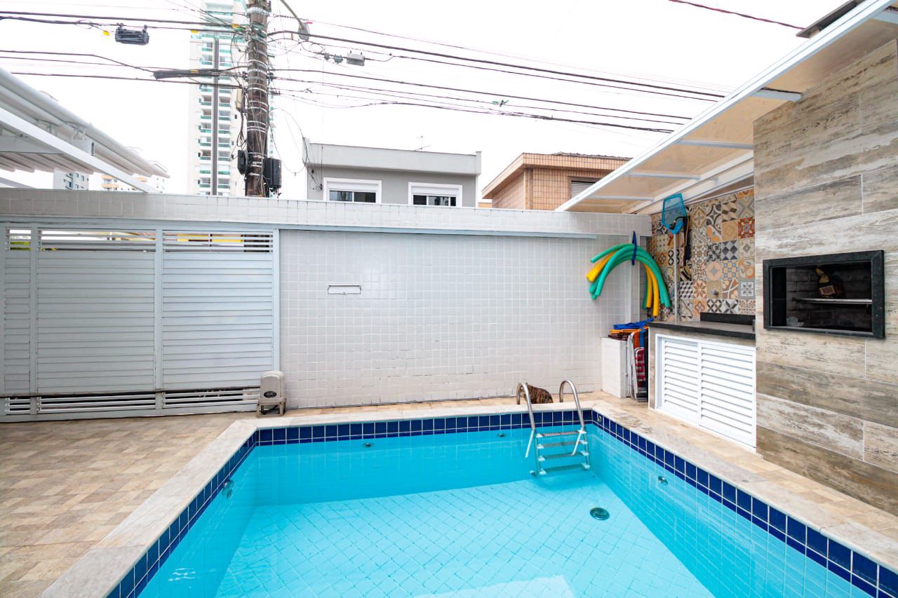 Sobrado à venda no Ponta da Praia: 