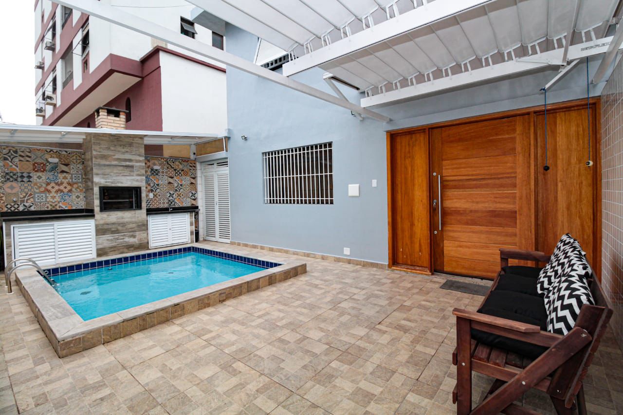 Sobrado à venda no Ponta da Praia: 