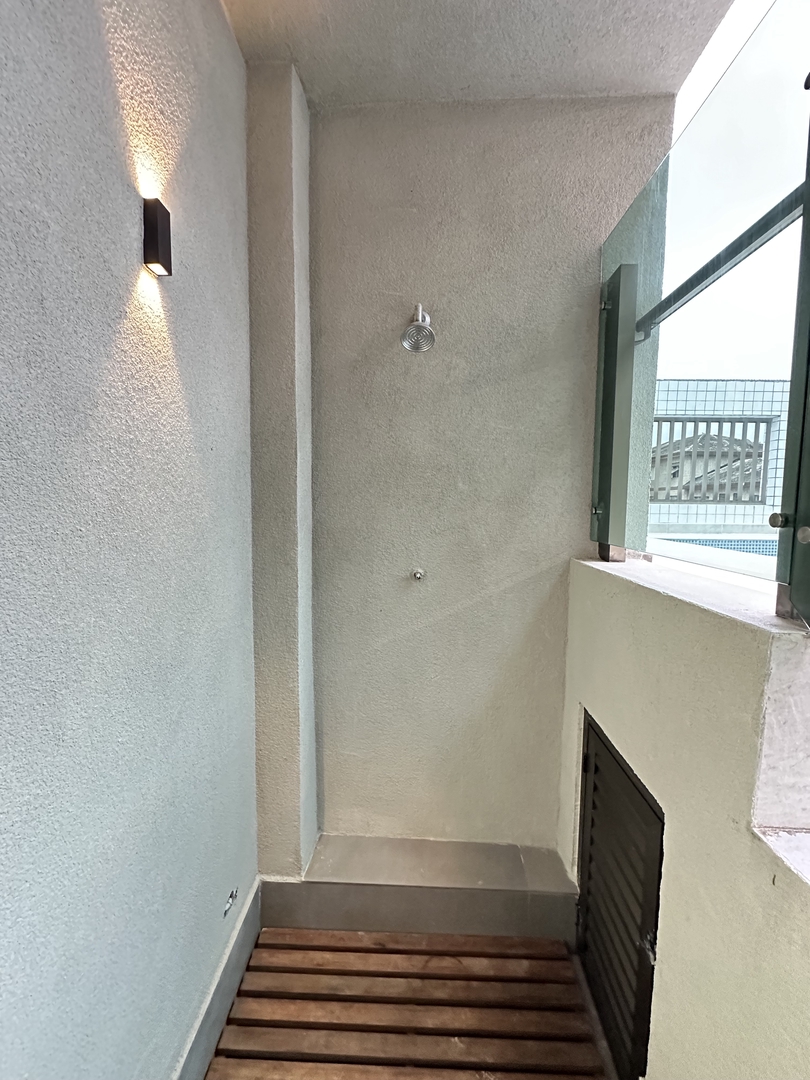 Casa à venda no Embaré: 