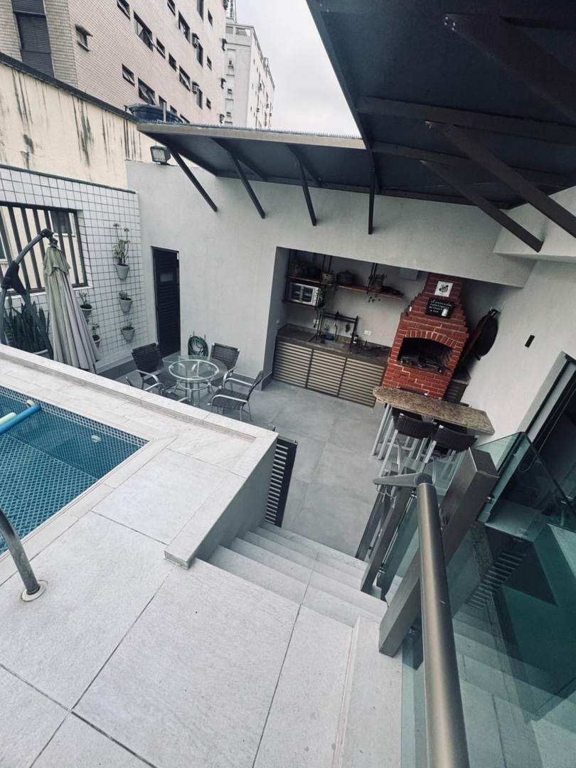 Casa à venda no Embaré: 