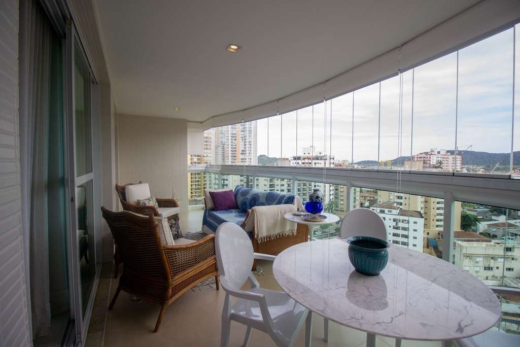 Apartamento à venda no Ponta da Praia: 