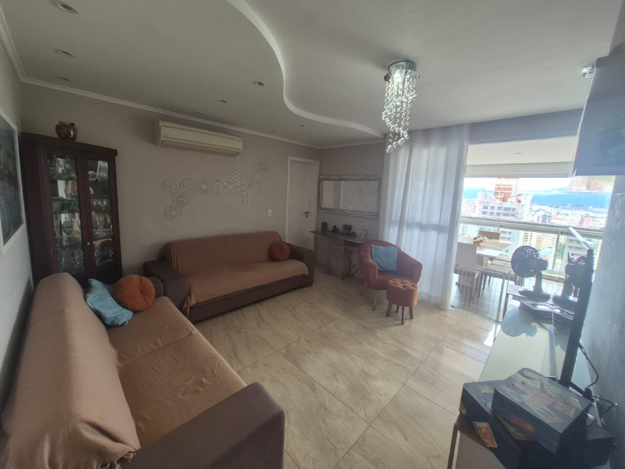 Apartamento à venda no Ponta da Praia: 