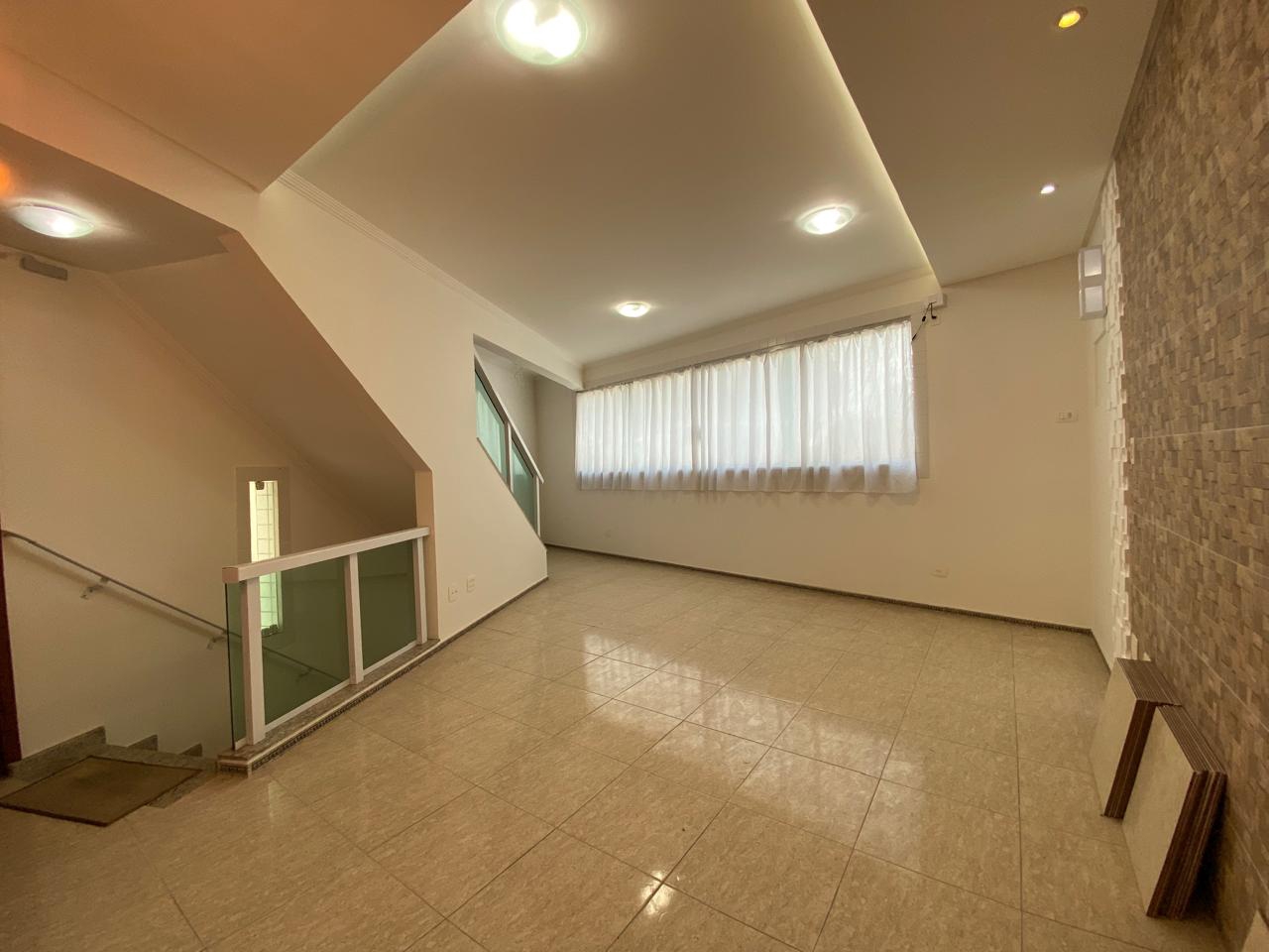 Sobrado à venda no Embaré: 