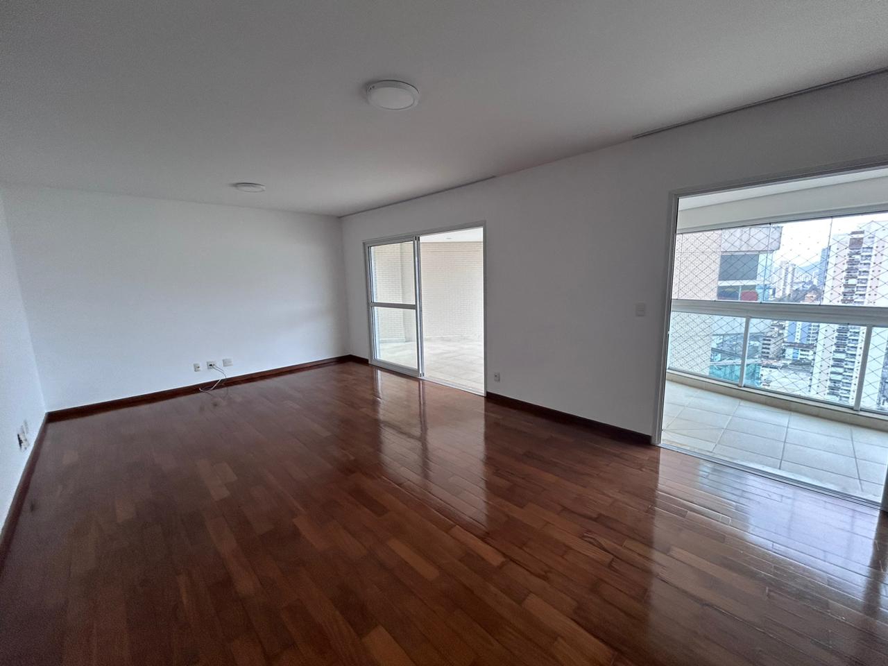 Apartamento à venda no Embaré: 