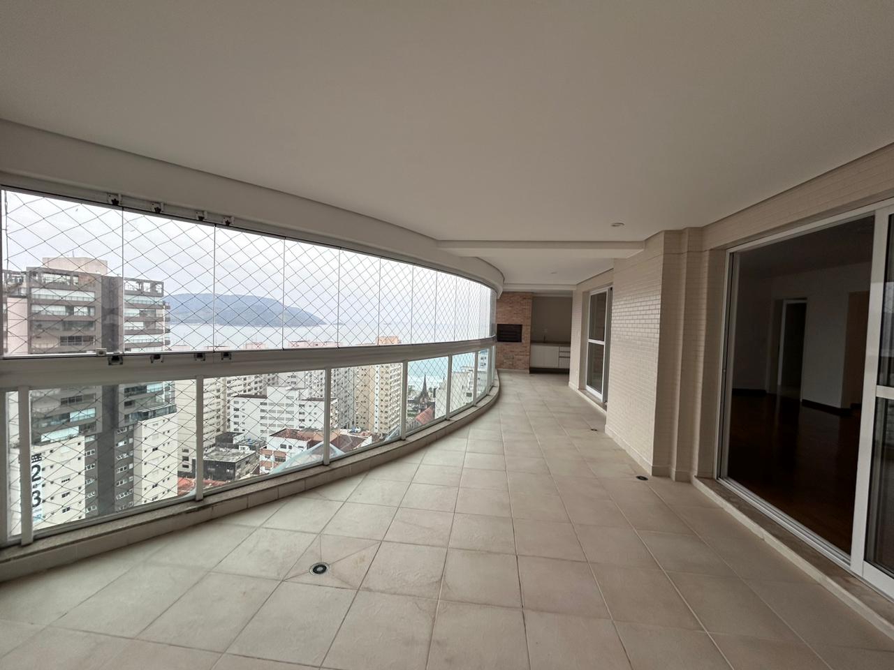 Apartamento à venda no Embaré: 