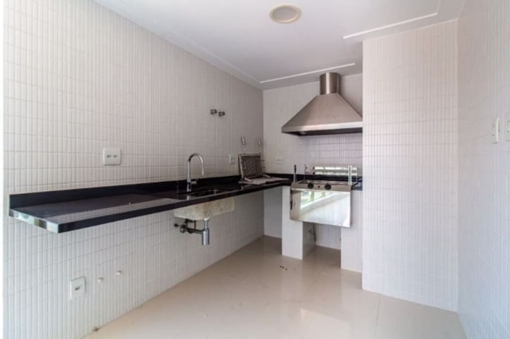 Apartamento à venda no Ponta da Praia: 