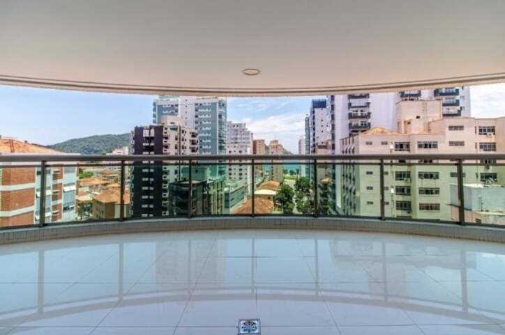 Apartamento à venda no Ponta da Praia: 