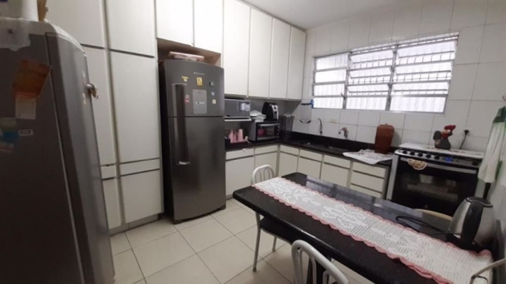 Sobrado à venda no Marapé: 