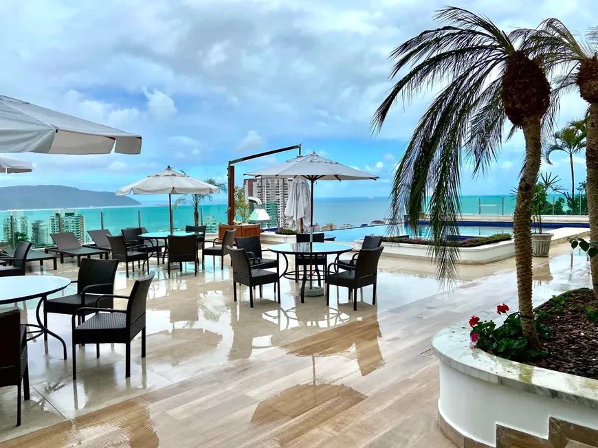 Casa de Condomínio à venda no Marapé: 